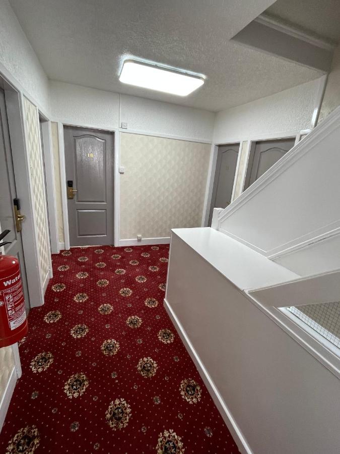 Oyo Queens Hotel, Skegness سكيغنيس المظهر الخارجي الصورة