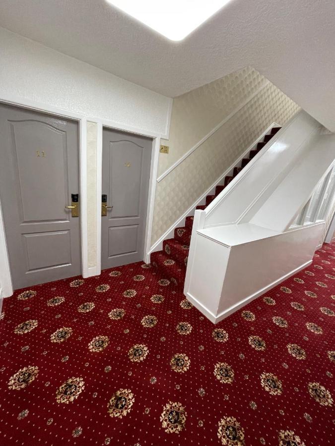Oyo Queens Hotel, Skegness سكيغنيس المظهر الخارجي الصورة