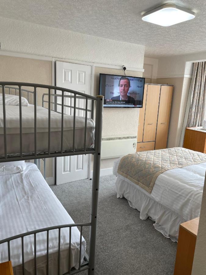 Oyo Queens Hotel, Skegness سكيغنيس المظهر الخارجي الصورة