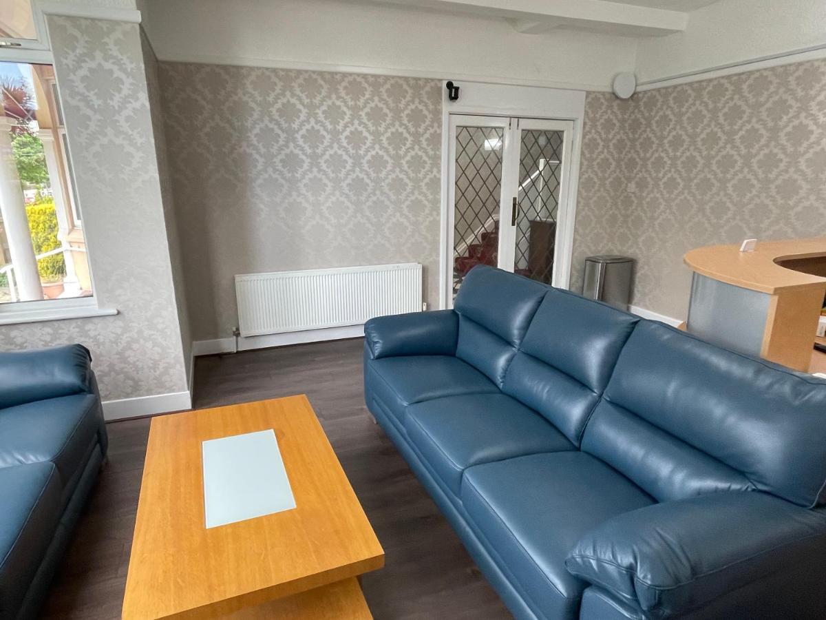 Oyo Queens Hotel, Skegness سكيغنيس المظهر الخارجي الصورة