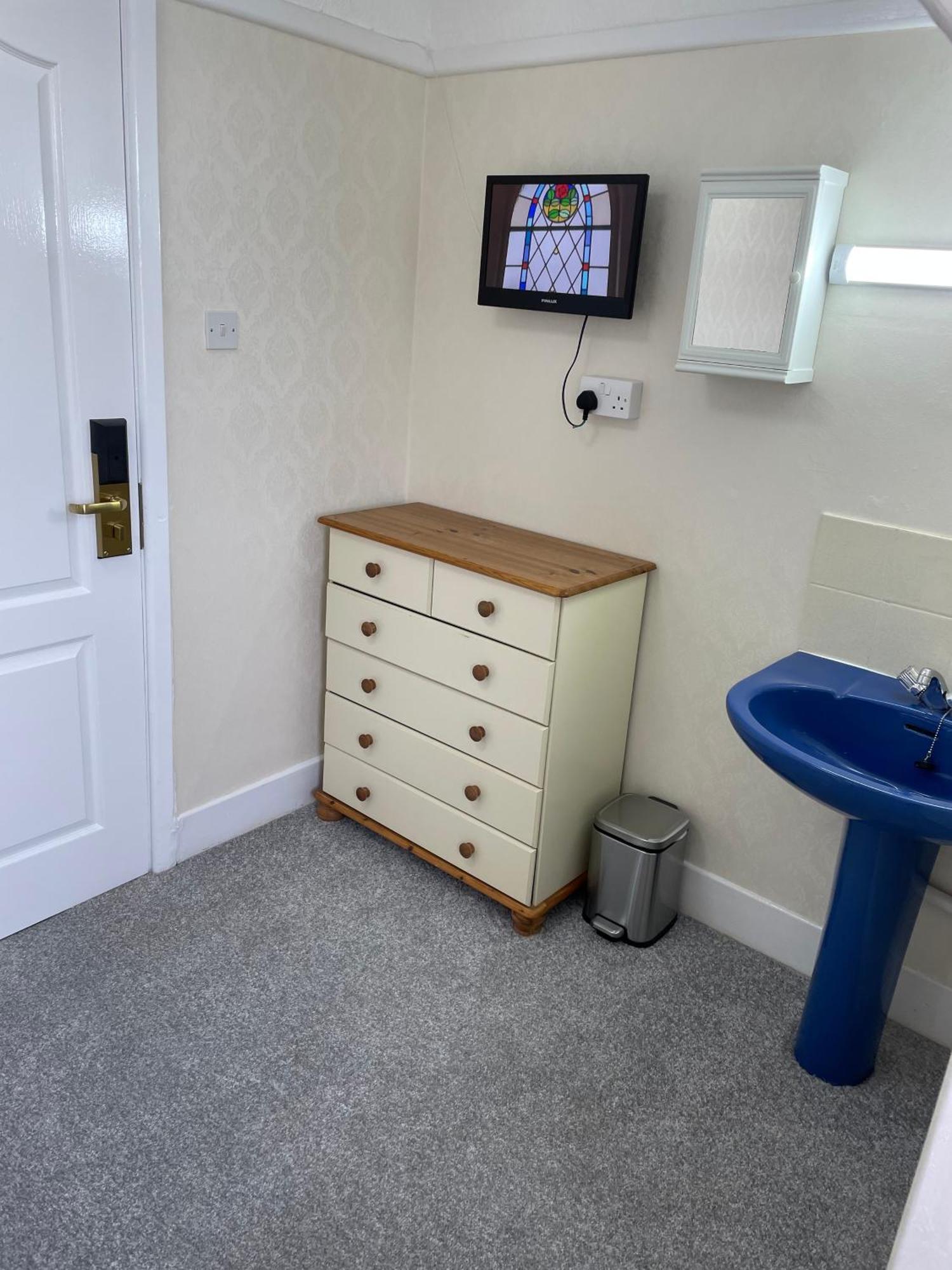 Oyo Queens Hotel, Skegness سكيغنيس الغرفة الصورة